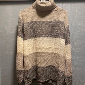 Turtleneck sweater with balloon sleeves